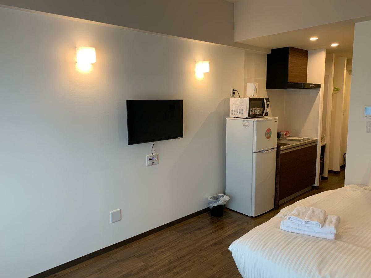 Mr.Kinjo Inn Tomigusuku Экстерьер фото
