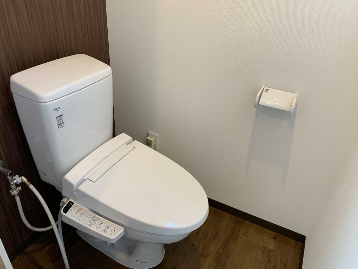 Mr.Kinjo Inn Tomigusuku Экстерьер фото
